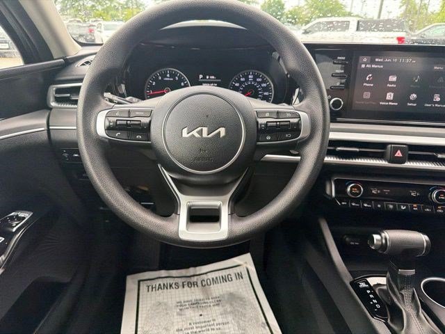 Used 2022 Kia K5 LXS FWD image 24