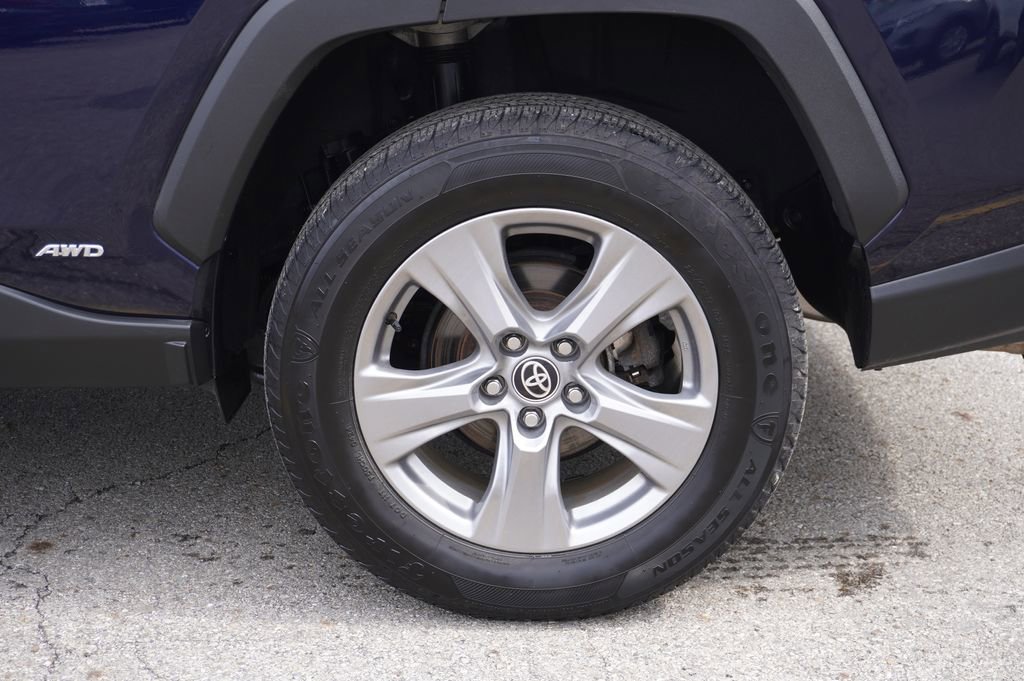 Used 2022 Toyota RAV4 XLE image 11