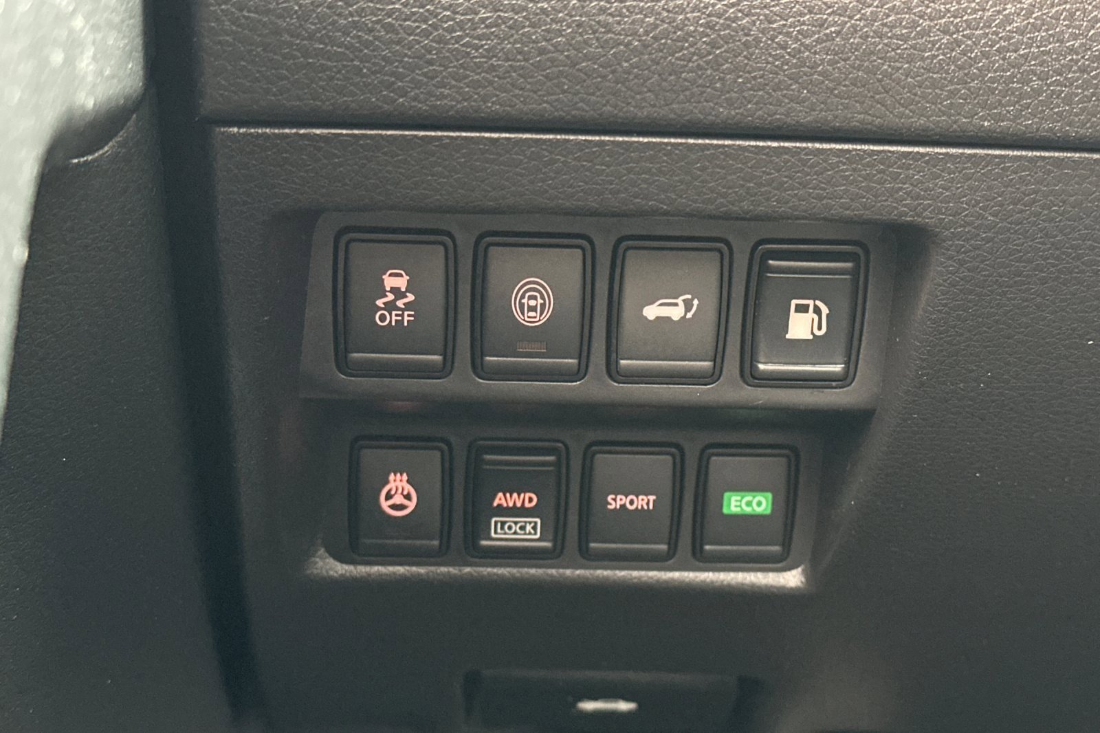 Used 2018 Nissan Rogue SL w/ Premium Package image 32