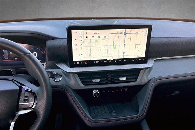 Used 2025 Ford Explorer ST-Line w/ Premium Package image 6