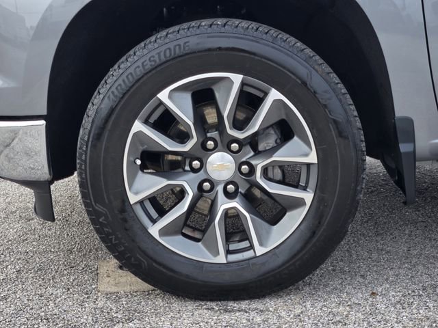 Used 2023 Chevrolet Silverado 1500 LT AWD/4WD image 10
