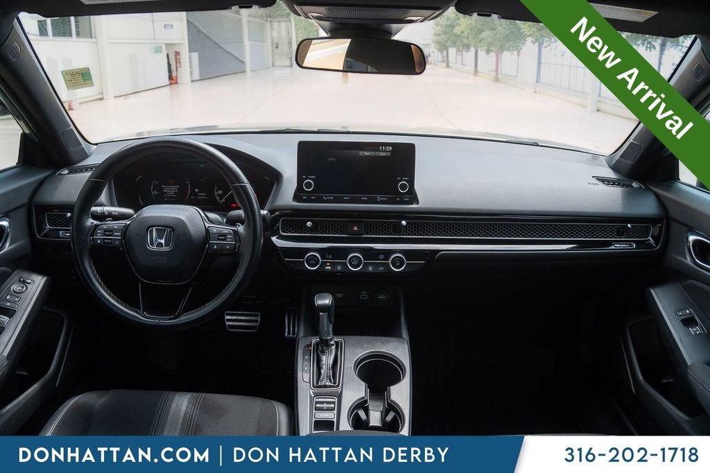 Used 2022 Honda Civic Sport image 4