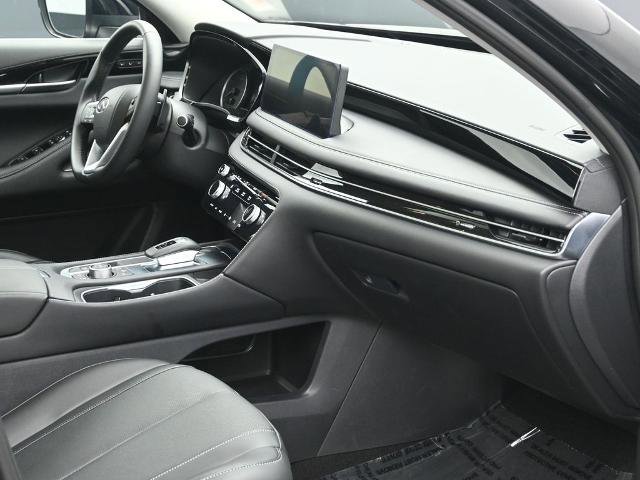 Certified 2025 INFINITI QX60 Pure image 6