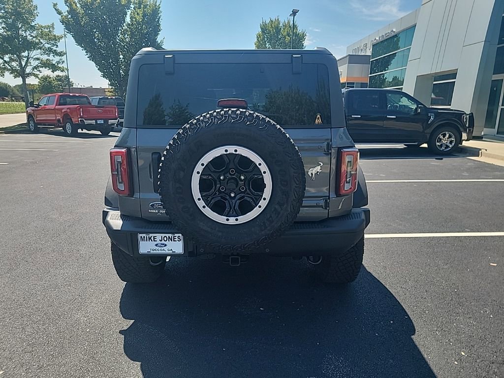 Used 2024 Ford Bronco Badlands image 6