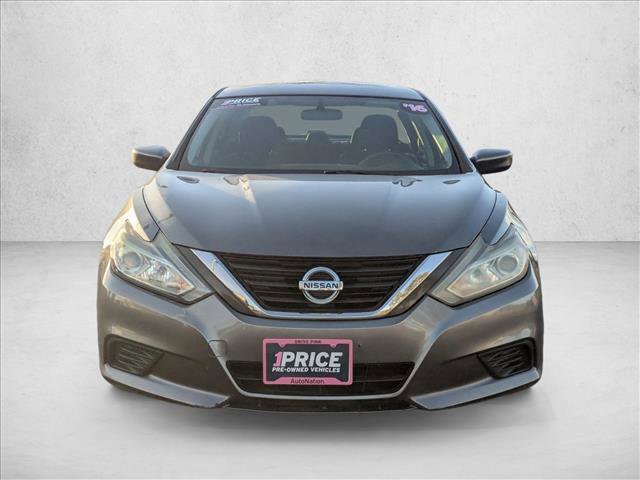 Used 2016 Nissan Altima 2.5 S w/ Power Driver Seat Package image 2