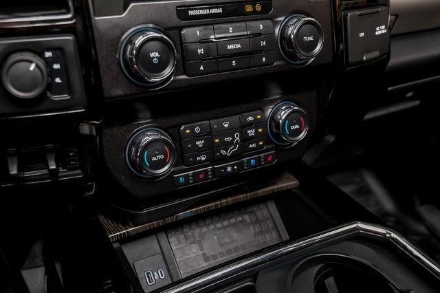Used 2021 Ford F250 Lariat w/ Lariat Ultimate Package AWD/4WD image 30