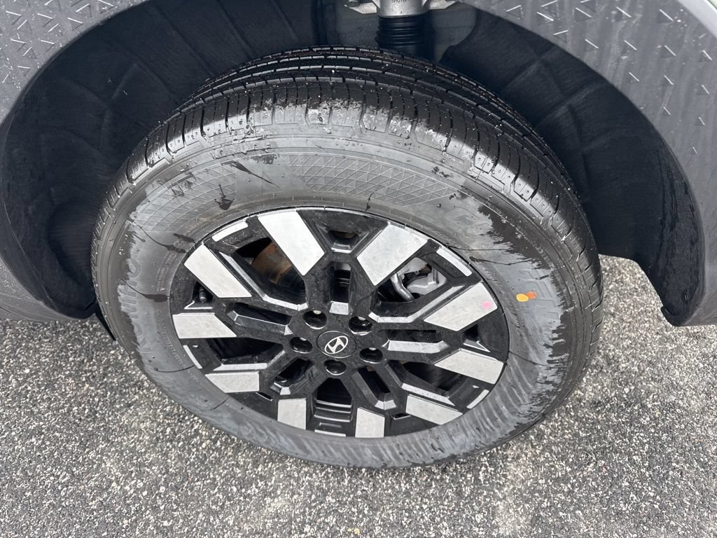 New 2026 Hyundai Santa Cruz SEL FWD image 16