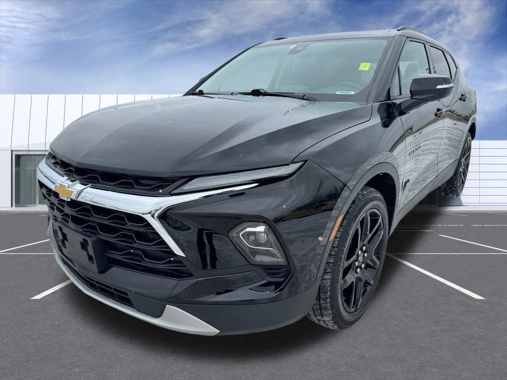 Used 2023 Chevrolet Blazer LT AWD/4WD image 5