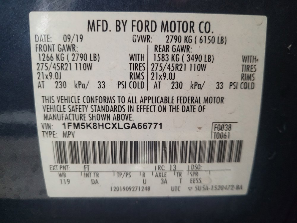 Used 2020 Ford Explorer Platinum w/ Premium Technology Package image 33