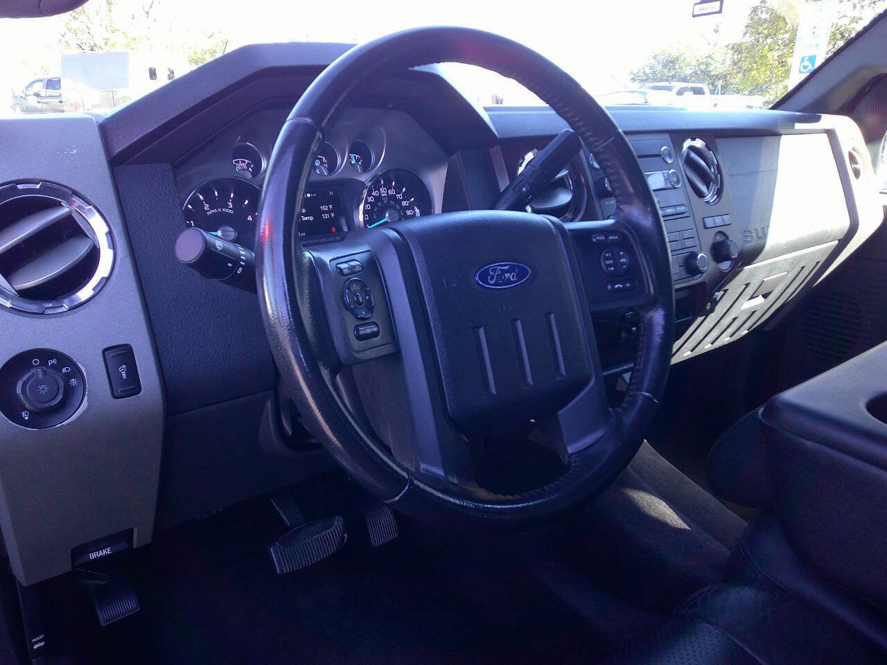 Used 2011 Ford F250 Lariat w/ Lariat Interior Pkg image 13