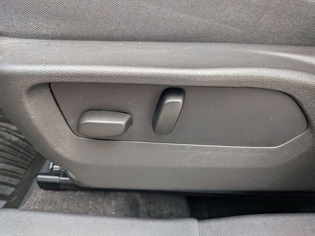 Used 2023 Buick Envision Essence AWD/4WD image 13