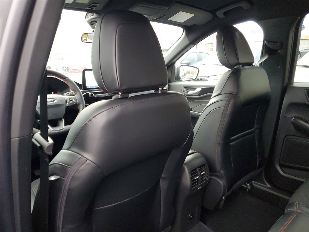 New 2026 Ford Escape ST-Line Select w/ Equipment Group 401A image 24