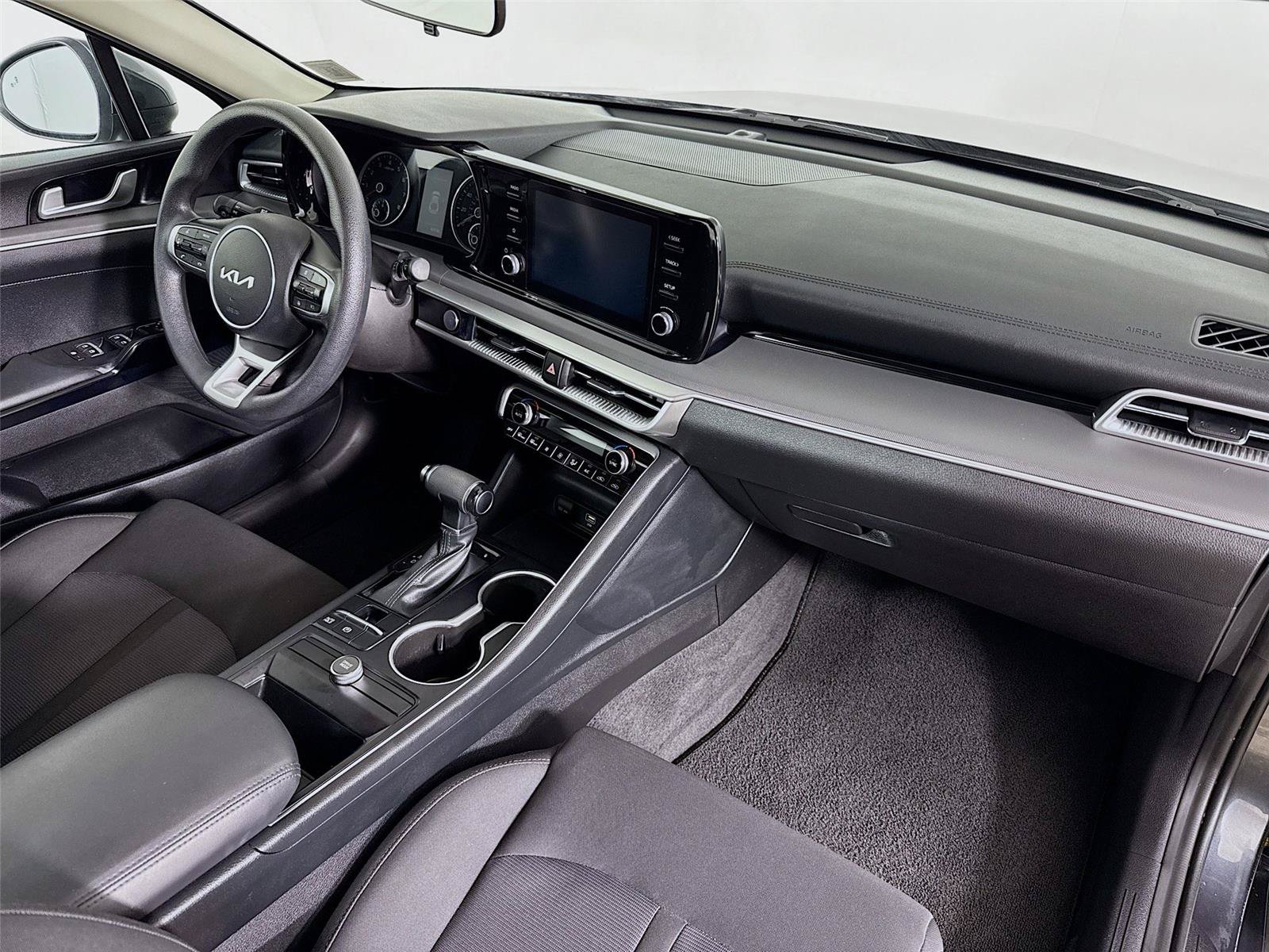 Used 2022 Kia K5 LXS image 27