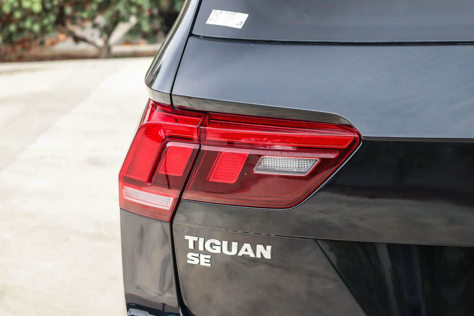 Used 2020 Volkswagen Tiguan SE FWD image 7