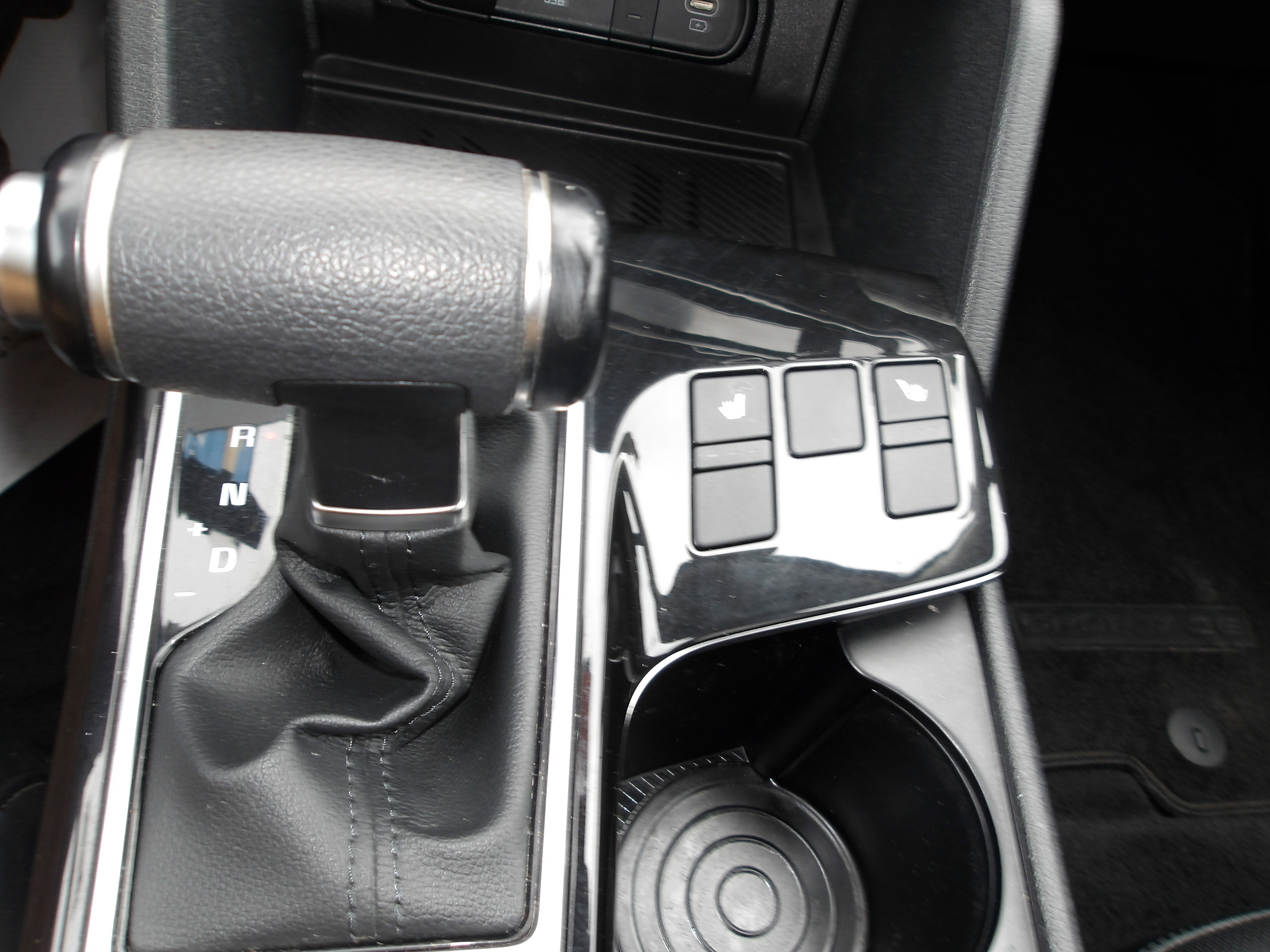 Used 2023 Kia Sportage EX FWD image 48