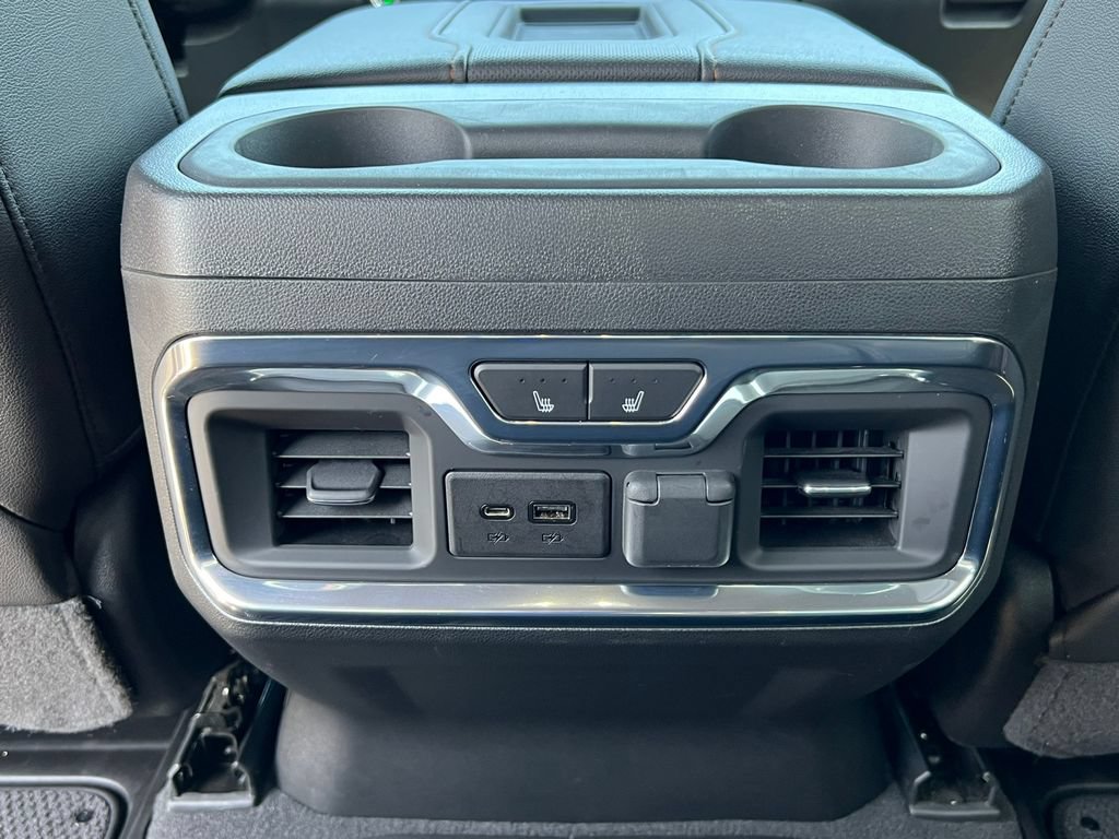 Used 2021 GMC Sierra 1500 AT4 w/ AT4 Premium Package AWD/4WD image 48