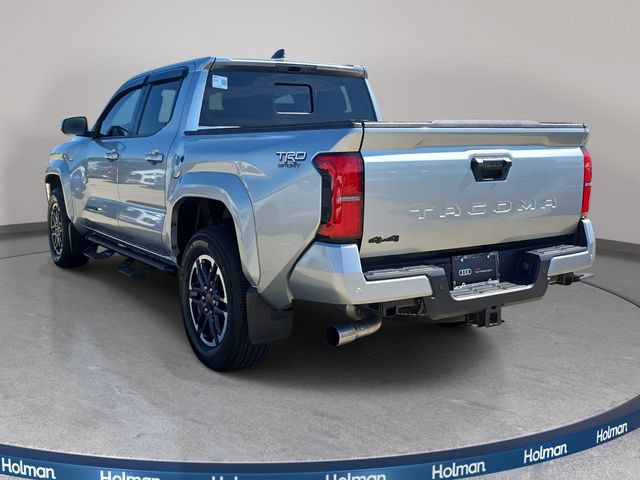 Used 2025 Toyota Tacoma TRD Sport w/ TRD Sport Upgrade Package AWD/4WD image 8