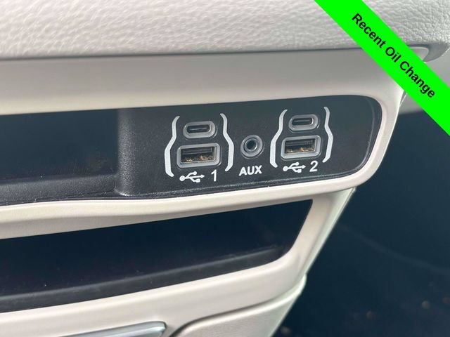 Used 2023 Chrysler Voyager LX FWD image 20