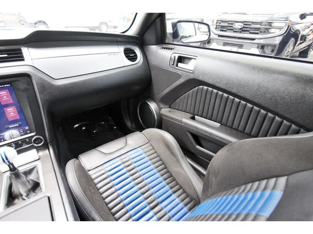 Used 2013 Ford Mustang Shelby GT500 RWD image 9
