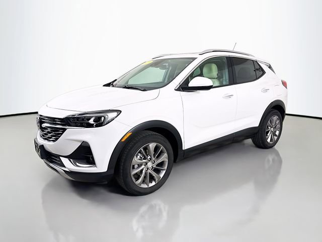 Used 2023 Buick Encore GX Essence w/ Experience Buick Package image 3
