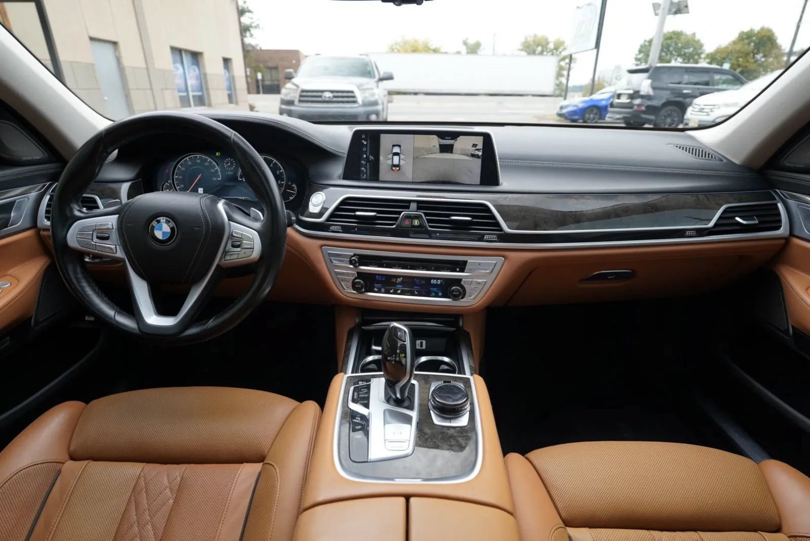 Used 2017 BMW 740i xDrive AWD/4WD image 49