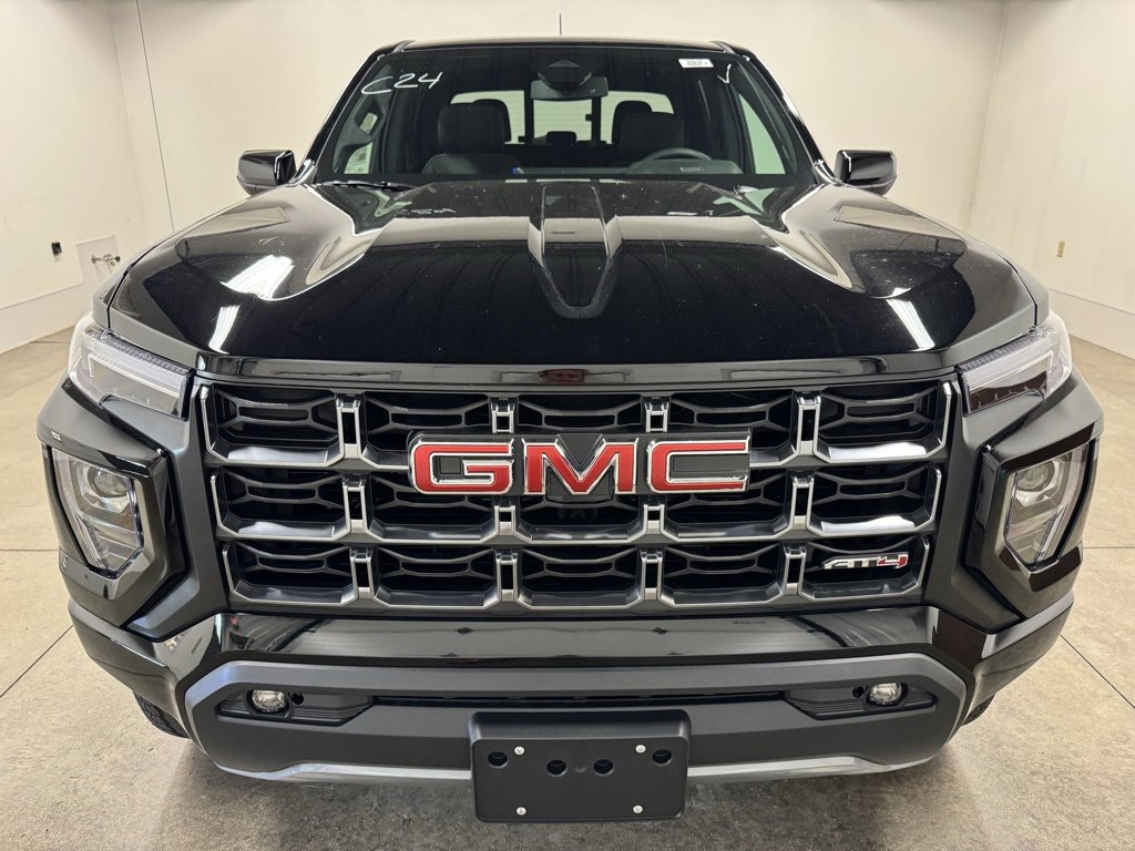 New 2025 GMC Canyon AT4 image 2