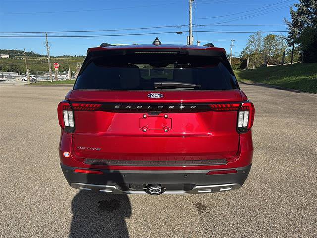 New 2027 Ford Explorer Active w/ Active Comfort Package AWD/4WD image 3