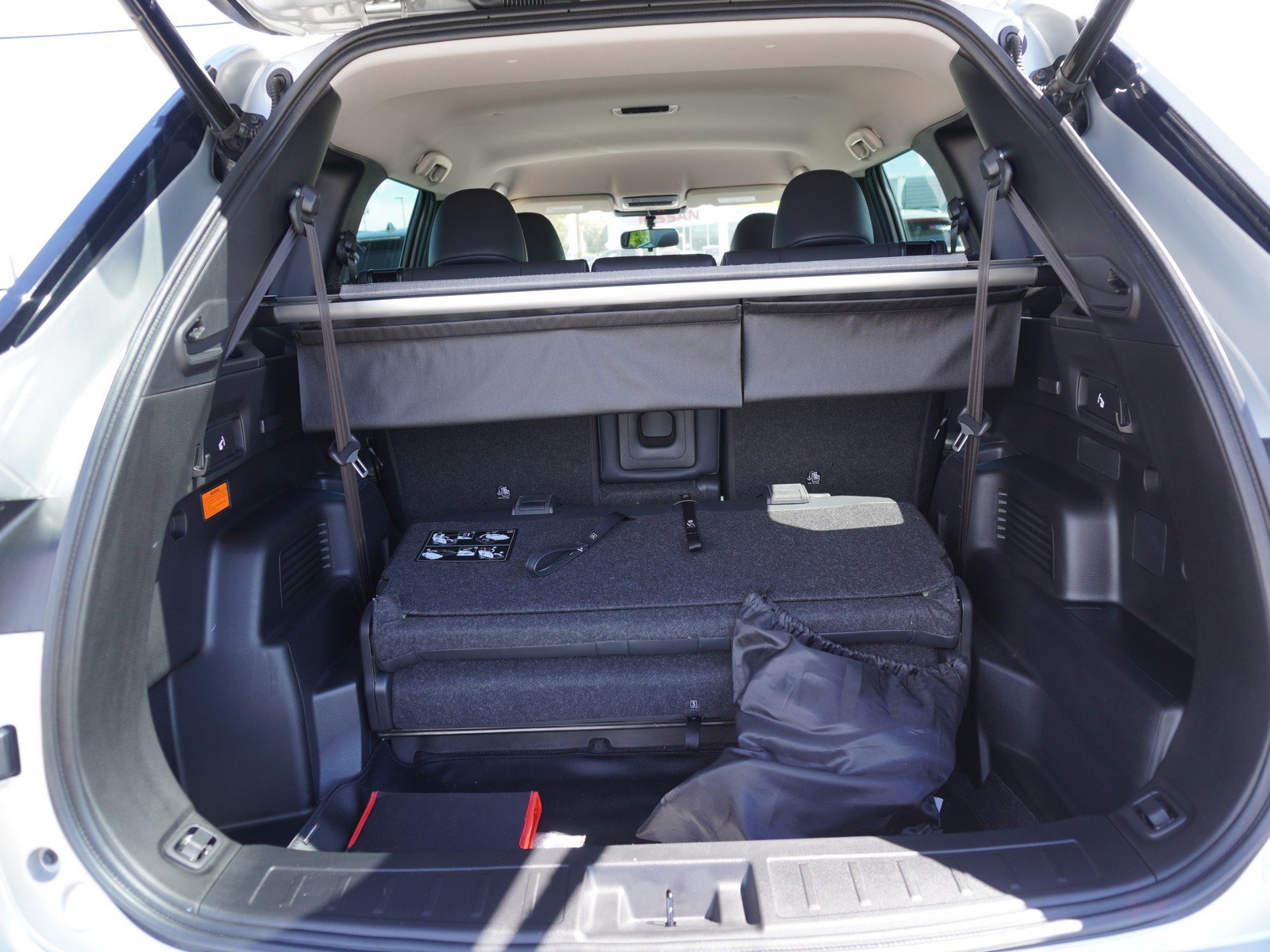 Used 2023 Mitsubishi Outlander SE image 12