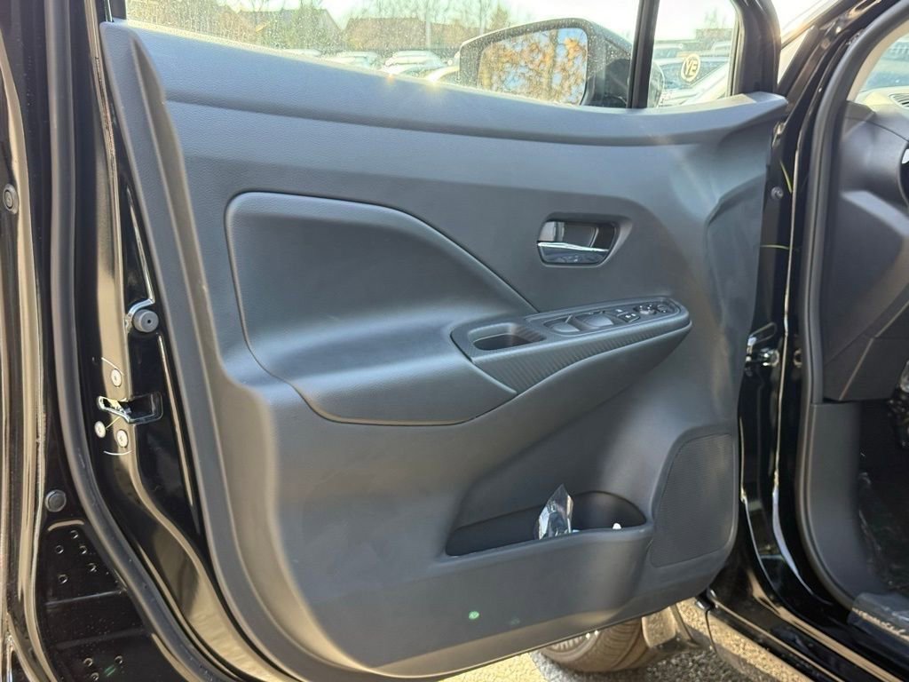 New 2025 Nissan Versa SV w/ Trunk Package image 20