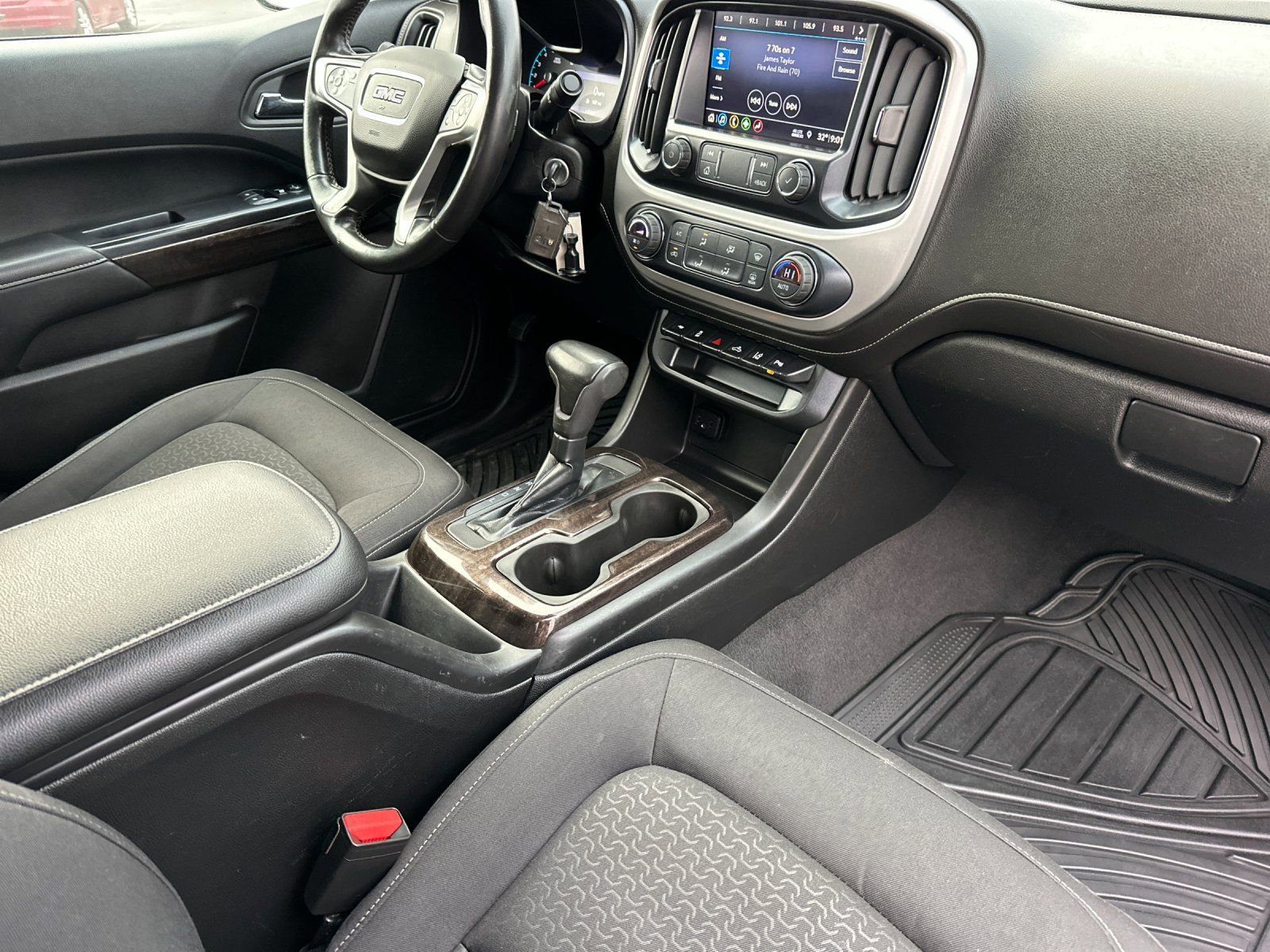 Used 2020 GMC Canyon SLE w/ Driver Alert Package image 15