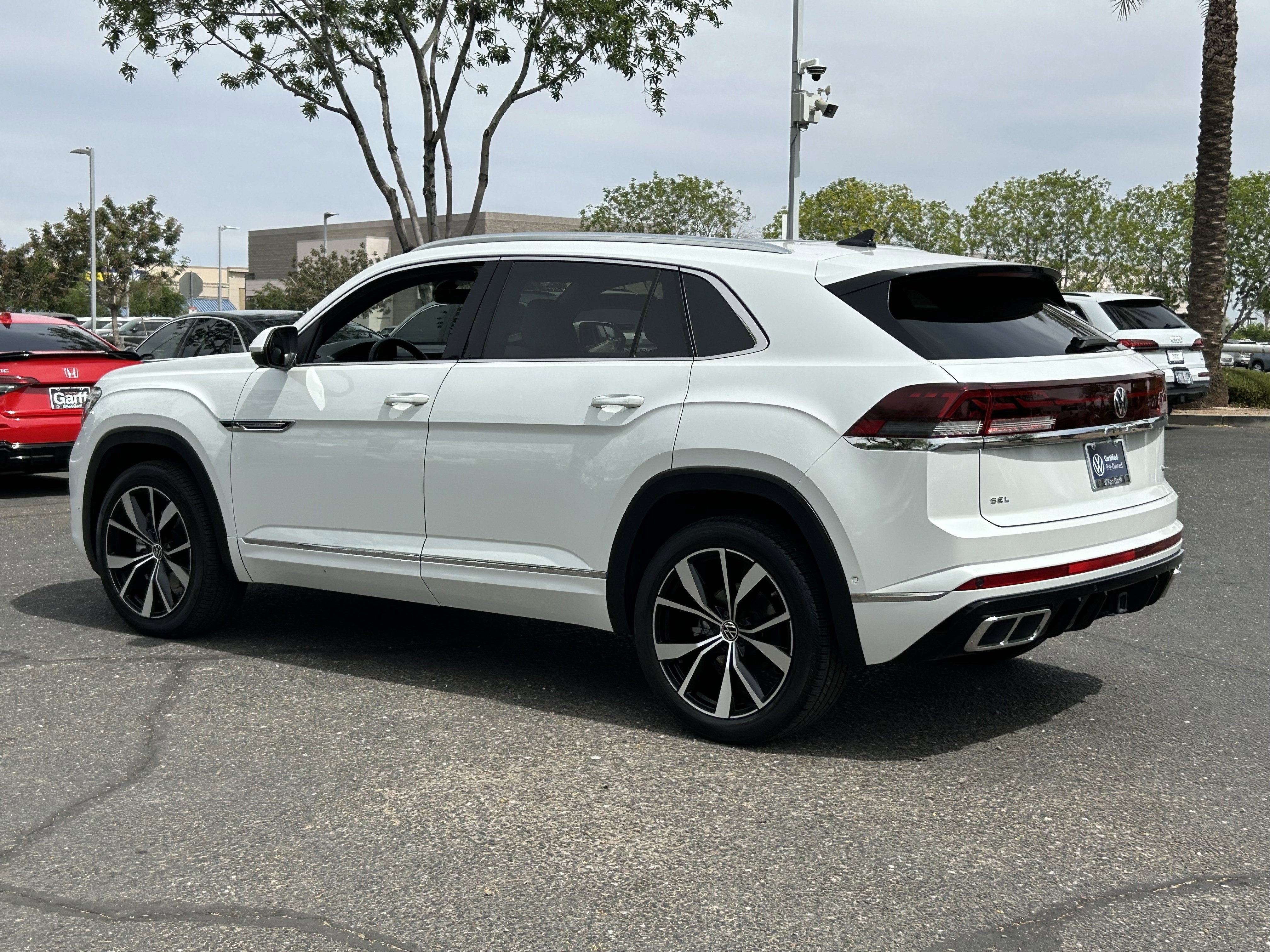 Used 2025 Volkswagen Atlas Cross Sport SEL Premium R-Line AWD/4WD image 3