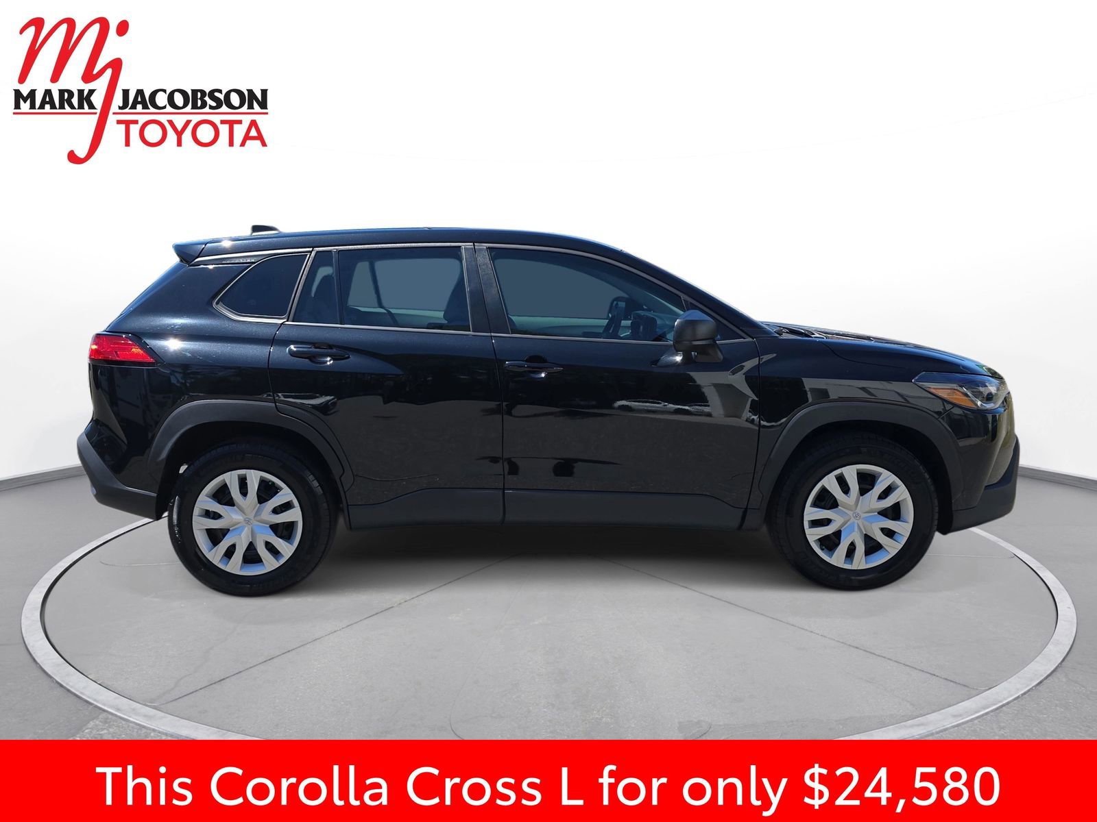 Used 2023 Toyota Corolla Cross L FWD image 7
