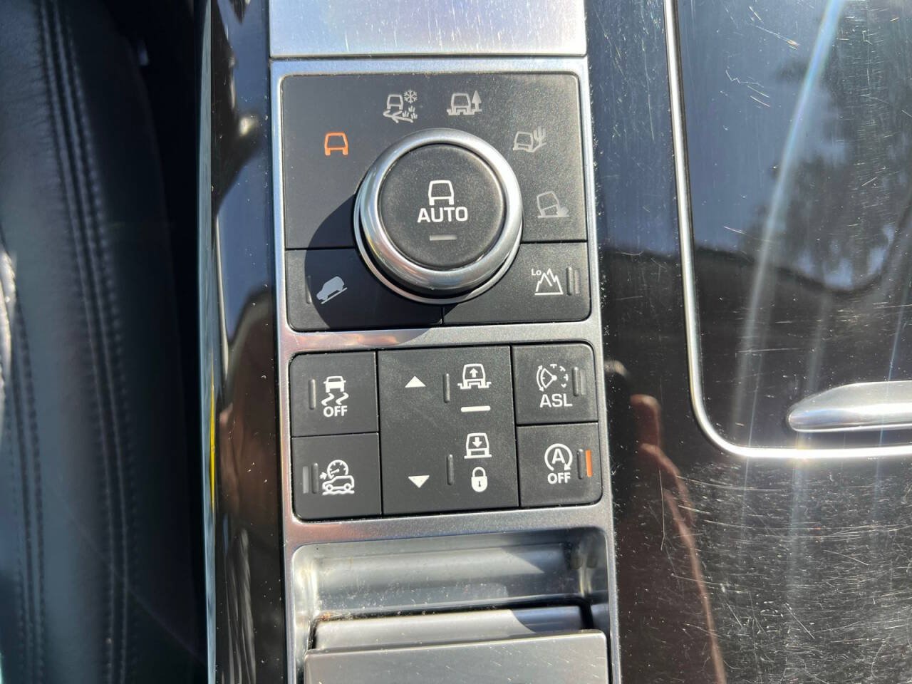 Used 2016 Land Rover Range Rover HSE AWD/4WD image 39
