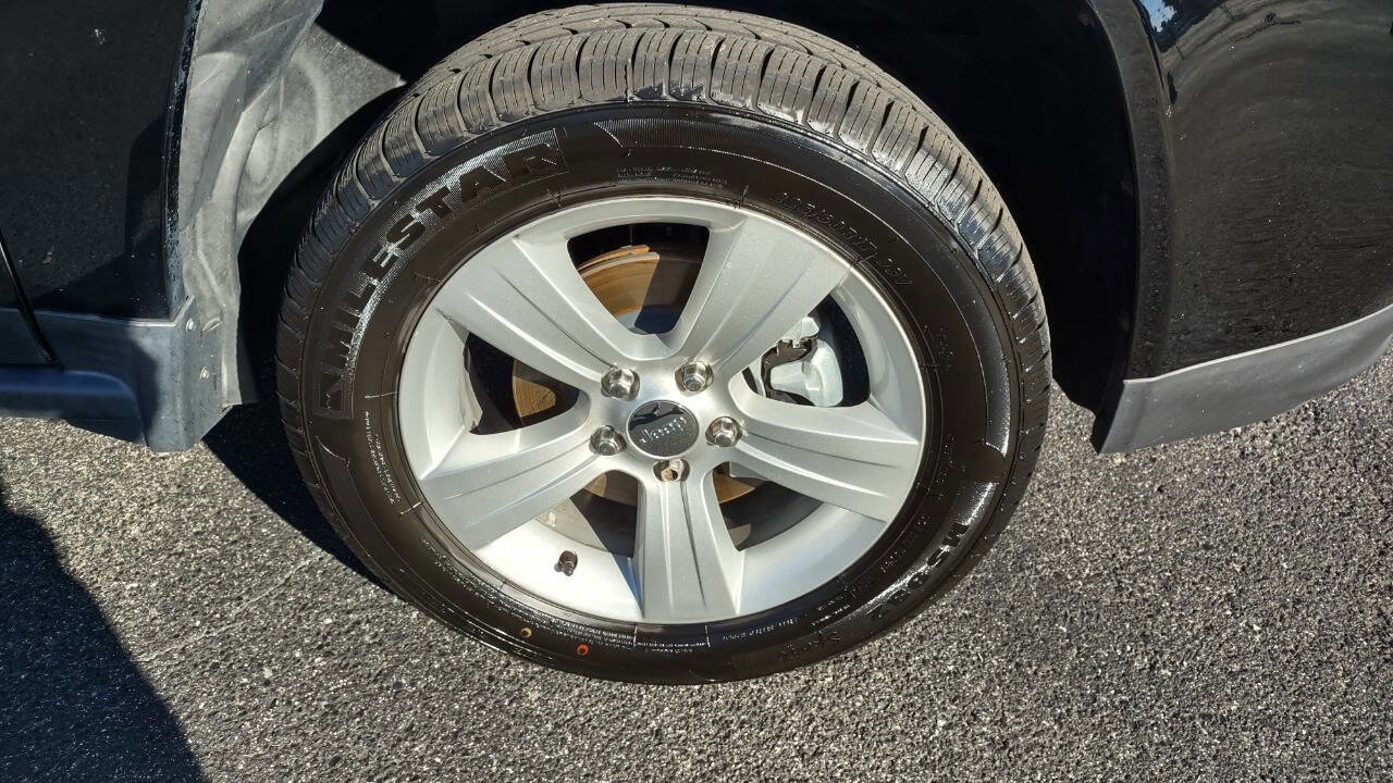 Used 2016 Jeep Compass Sport w/ Power Value Group image 39