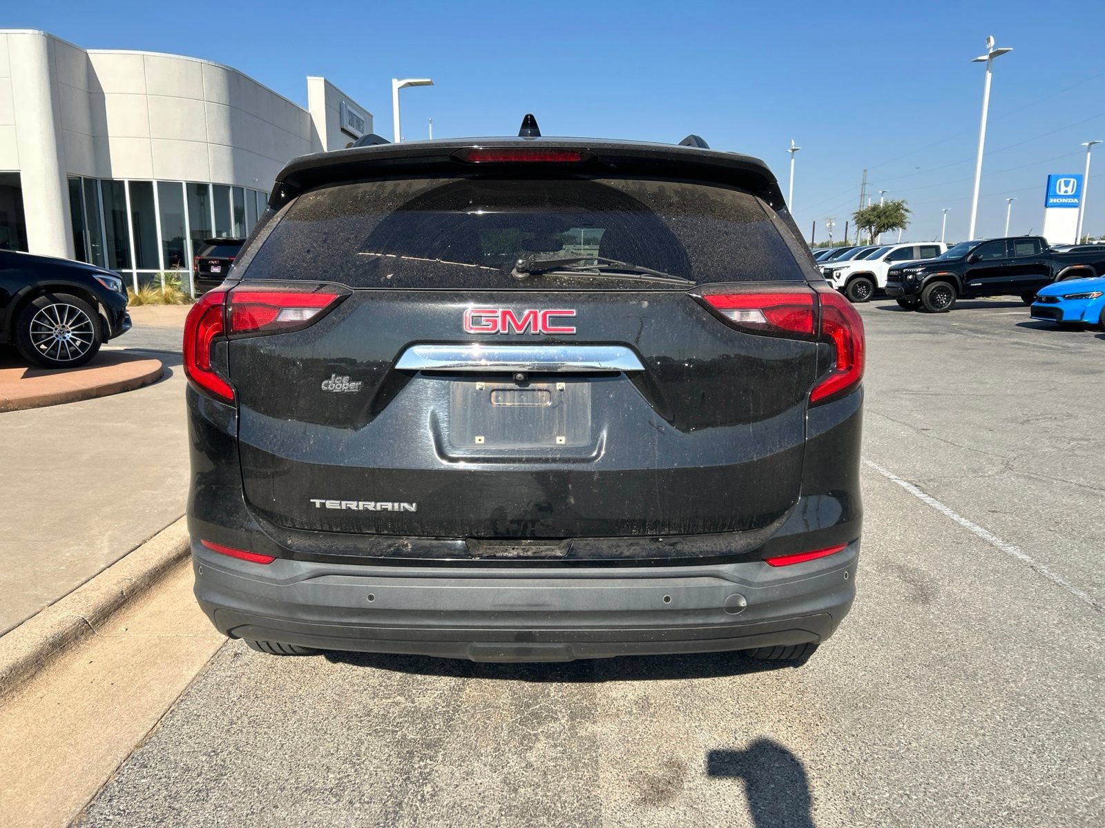 Used 2021 GMC Terrain SLE w/ Driver Convenience Package FWD image 6