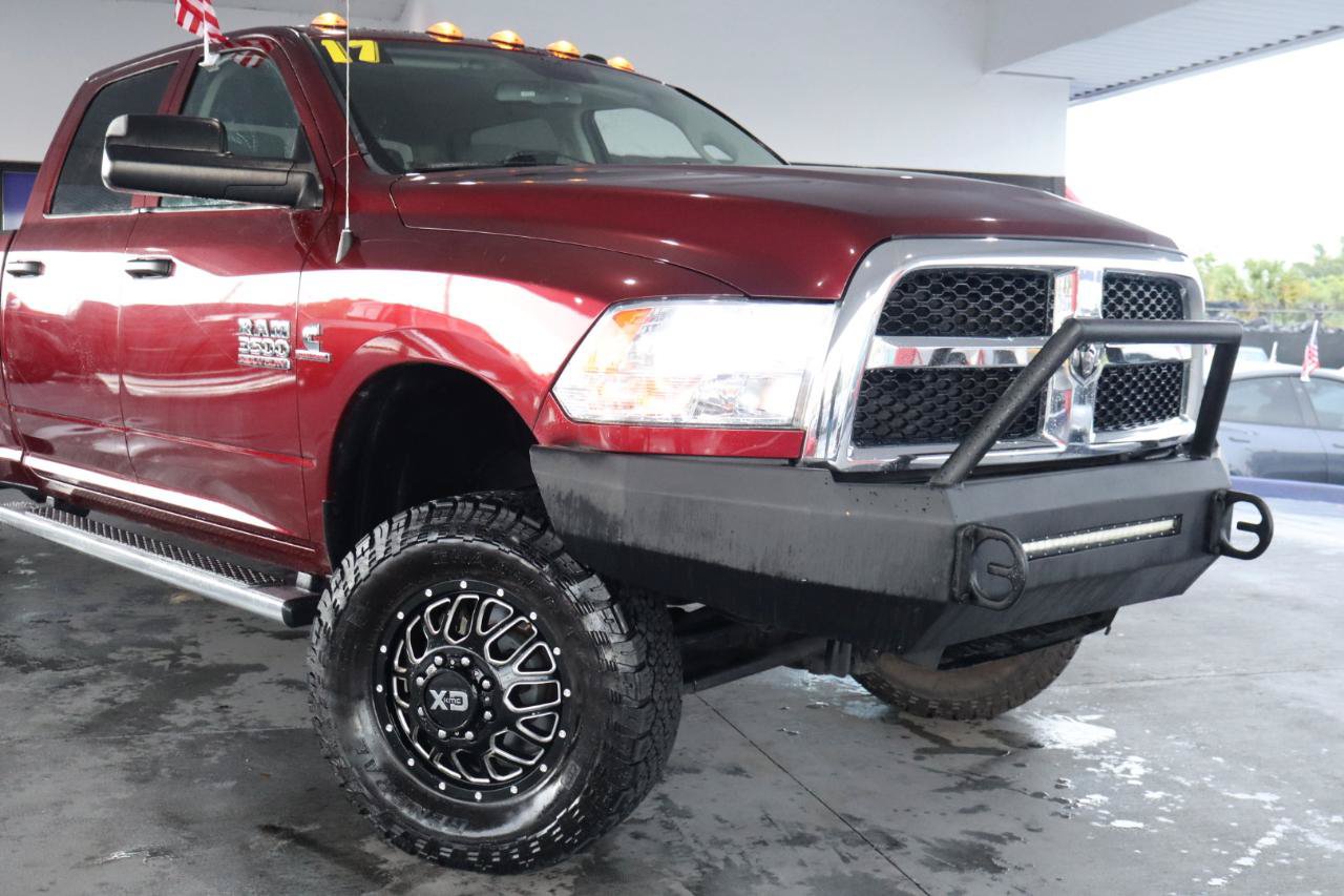 Used 2017 RAM 3500 Tradesman w/ Chrome Appearance Group AWD/4WD image 2