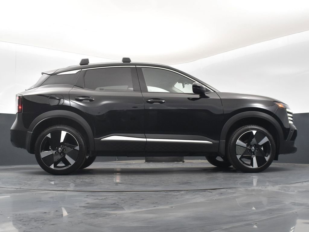 New 2026 Nissan Kicks SR image 43