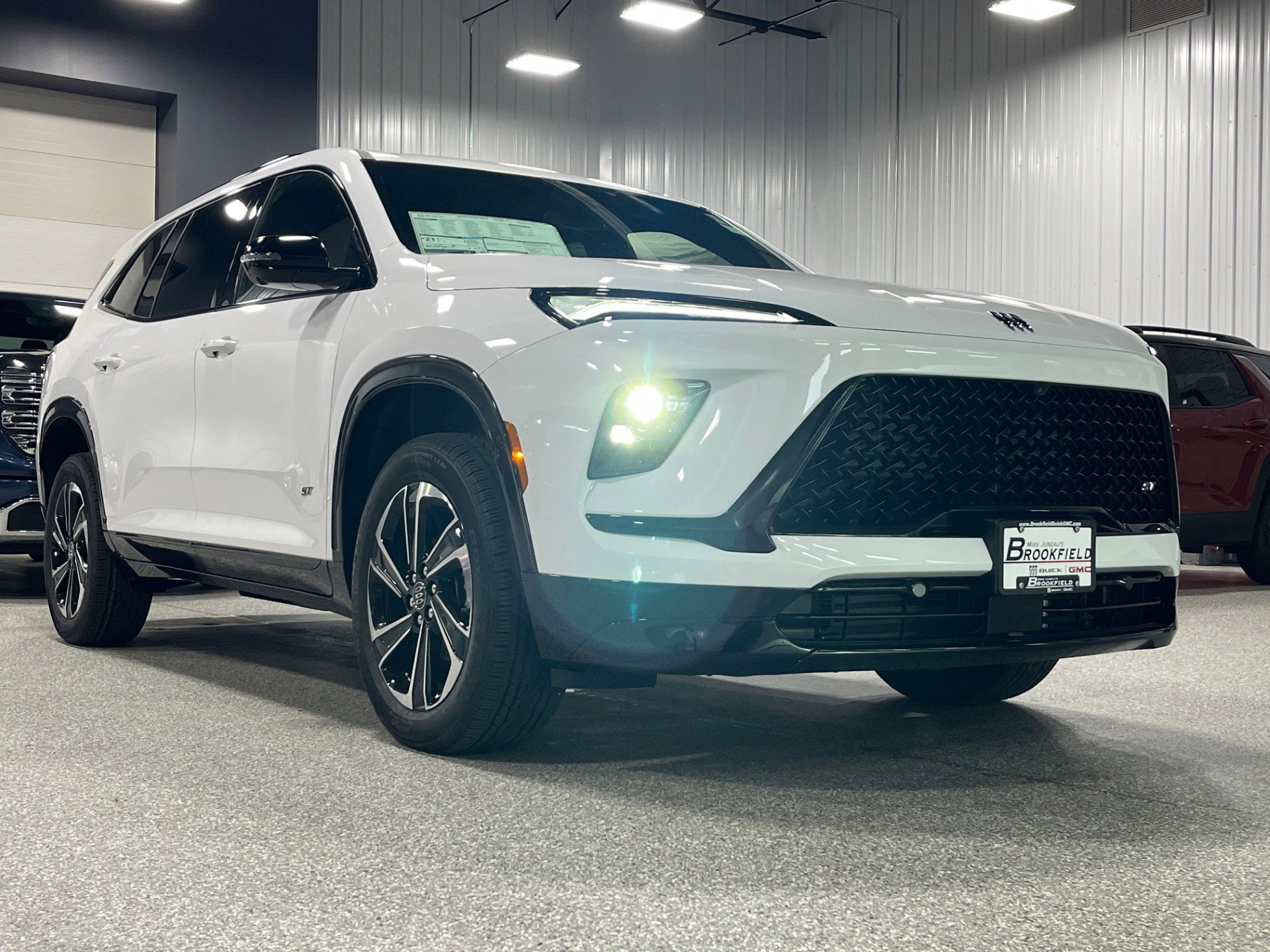 New 2026 Buick Enclave Sport Touring w/ LPO, Floor Liner Package image 5