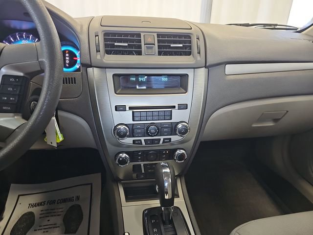 Used 2011 Ford Fusion SE FWD image 17
