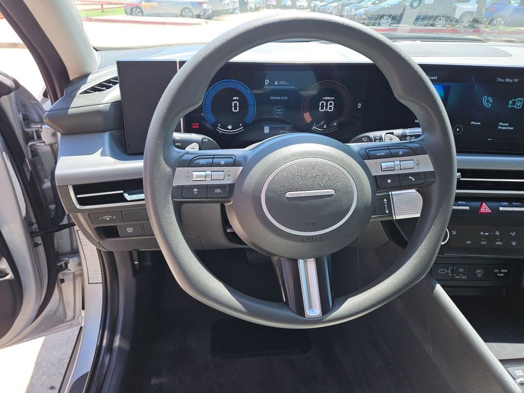 Used 2025 Hyundai Sonata SEL FWD image 18
