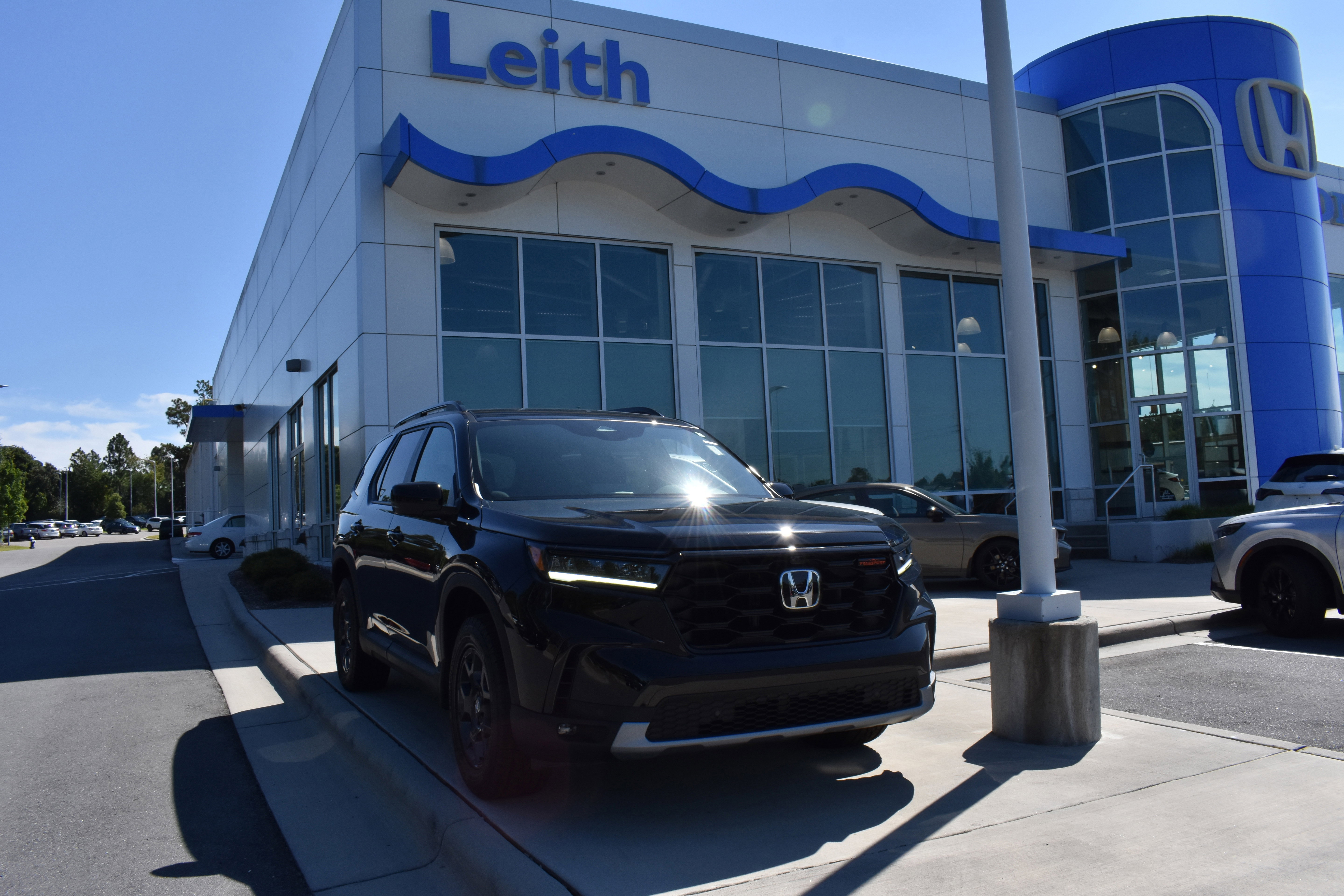 New 2025 Honda Pilot TrailSport