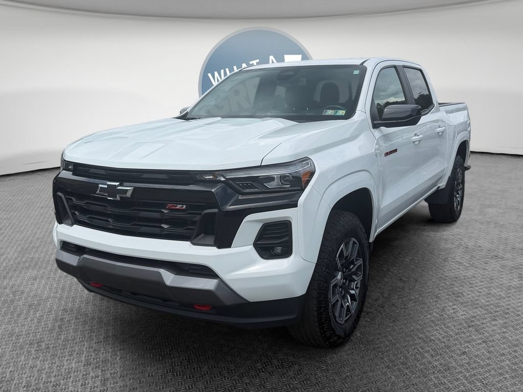 Certified 2023 Chevrolet Colorado Z71 w/ Z71 Convenience Package 2 AWD/4WD image 8