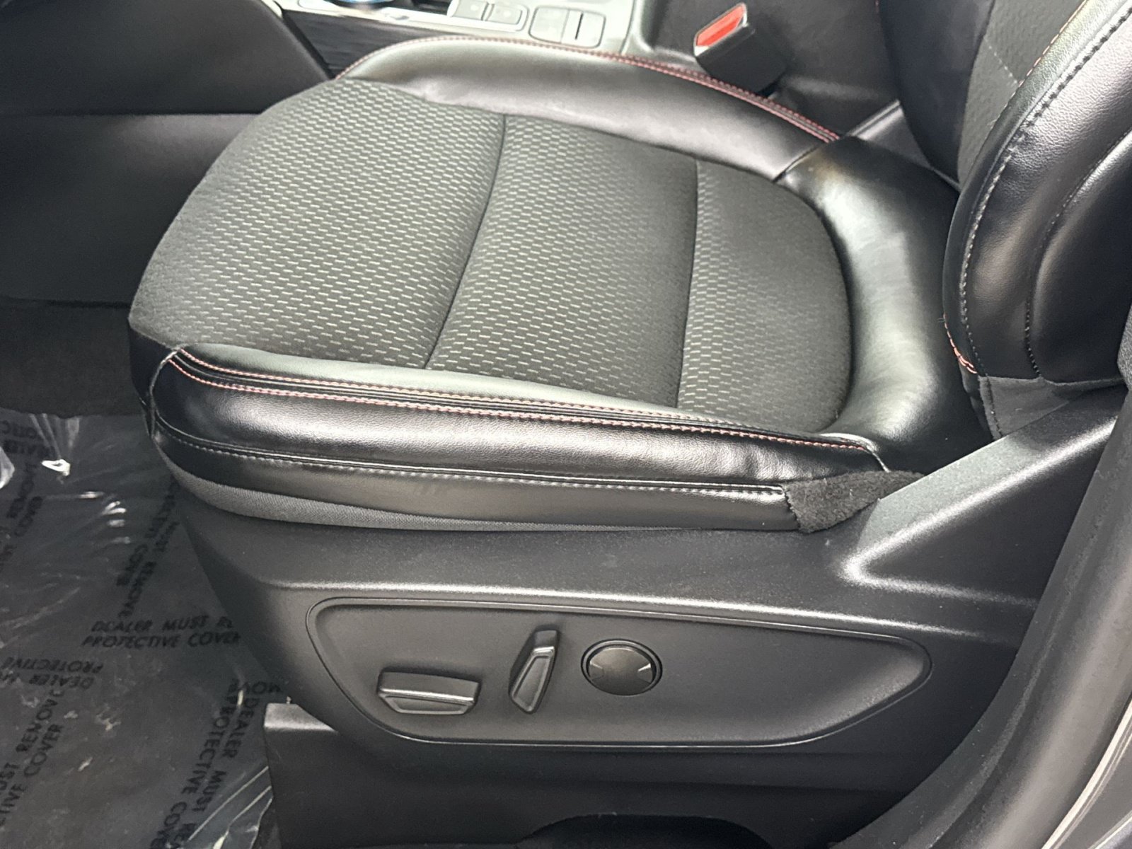 Used 2025 Ford Escape ST-Line AWD/4WD image 26