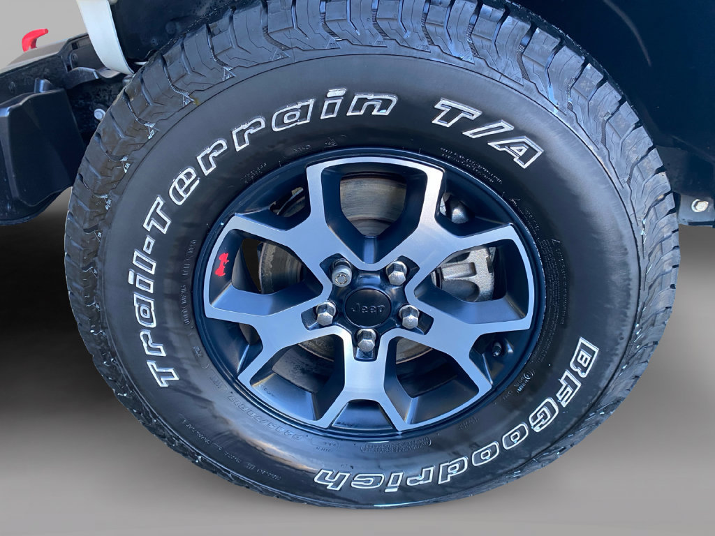 Used 2021 Jeep Wrangler Unlimited Rubicon AWD/4WD image 9