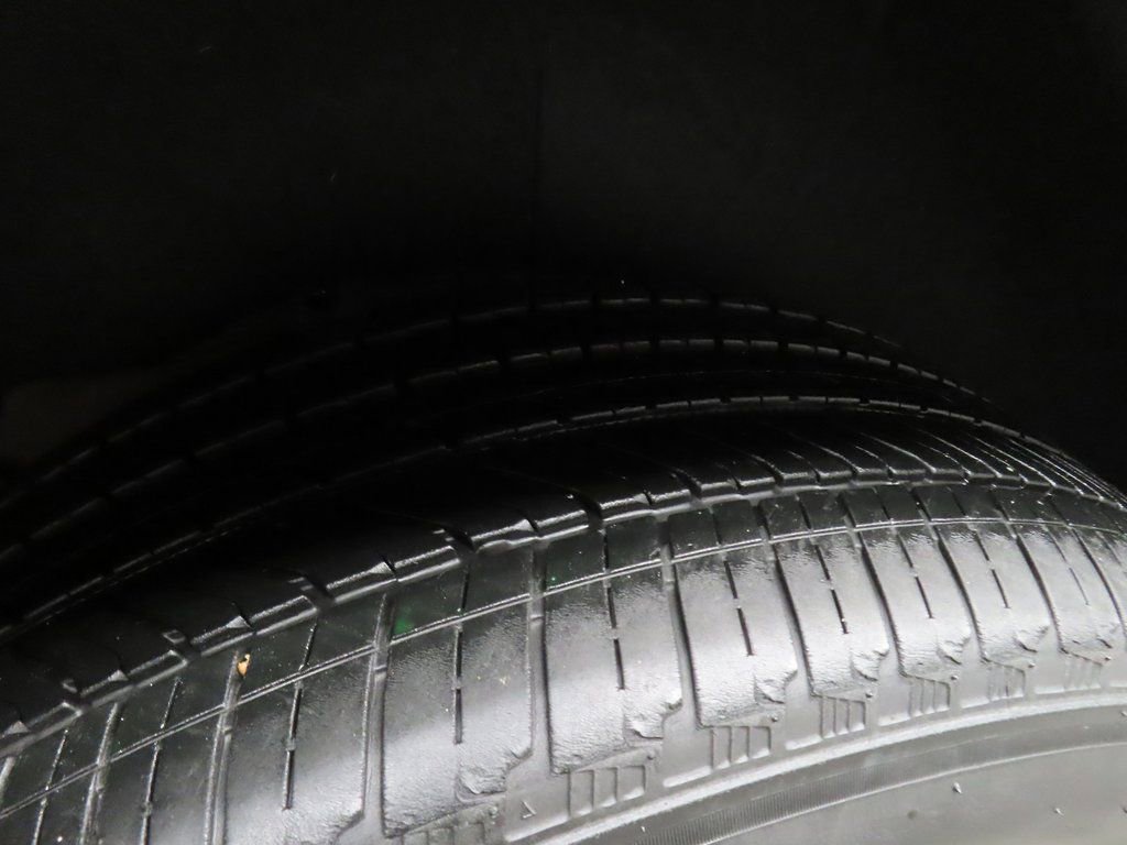 Used 2023 GMC Yukon Denali Ultimate w/ LPO, Floor Liner Package AWD/4WD image 40