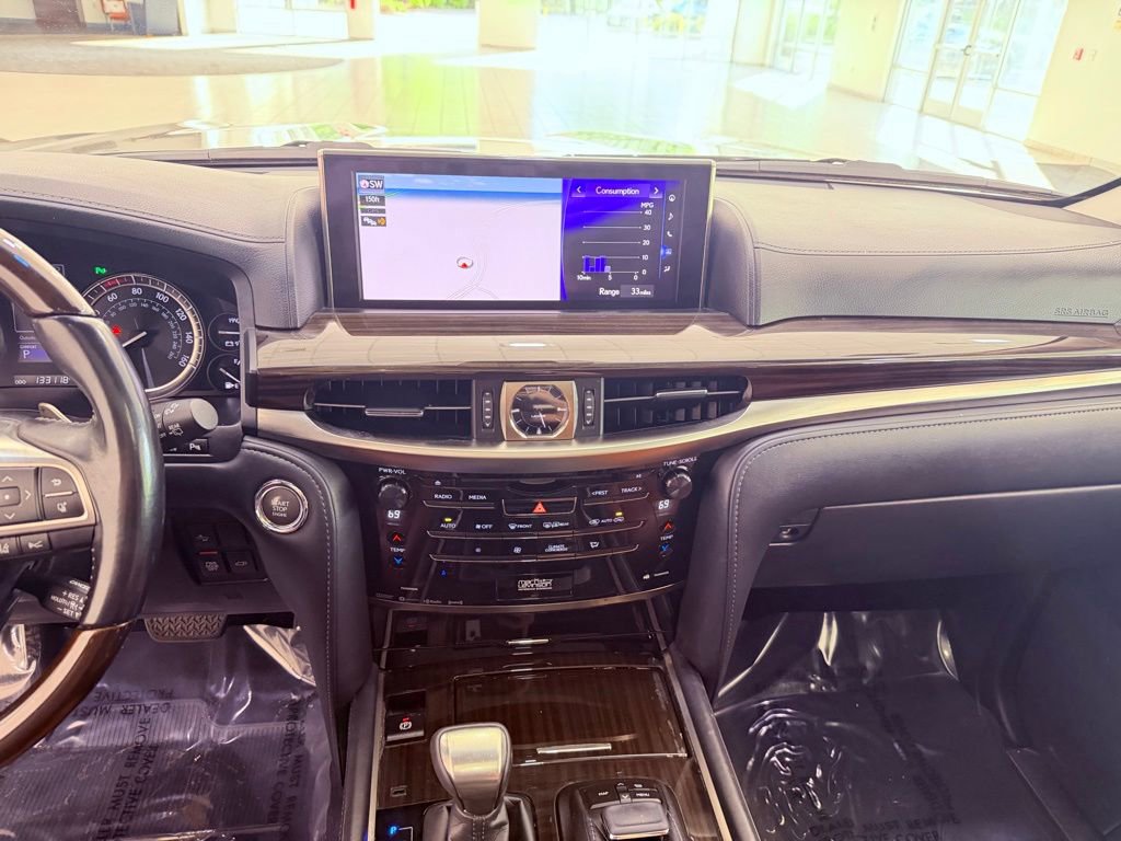 Used 2018 Lexus LX 570 4WD w/ Luxury Package image 28