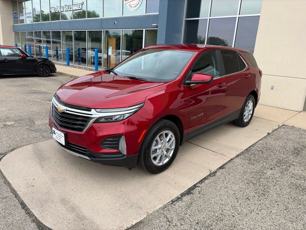 Used 2024 Chevrolet Equinox LT AWD/4WD image 4