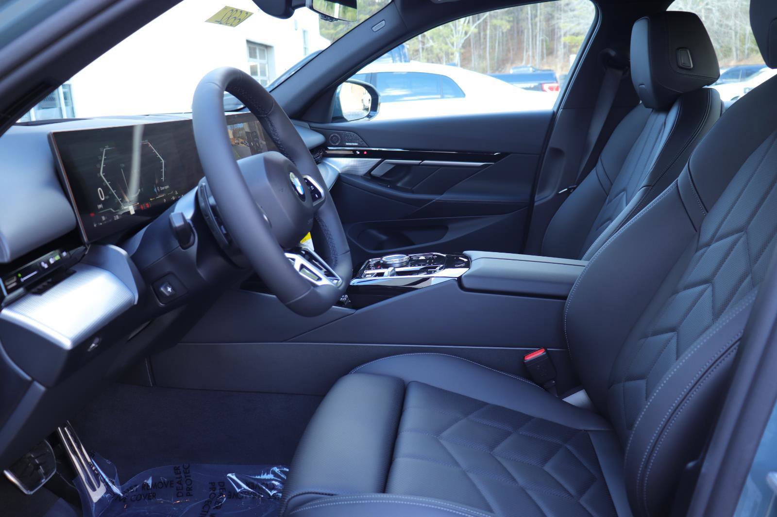 Used 2025 BMW 530i 530i w/ M Sport Package image 12