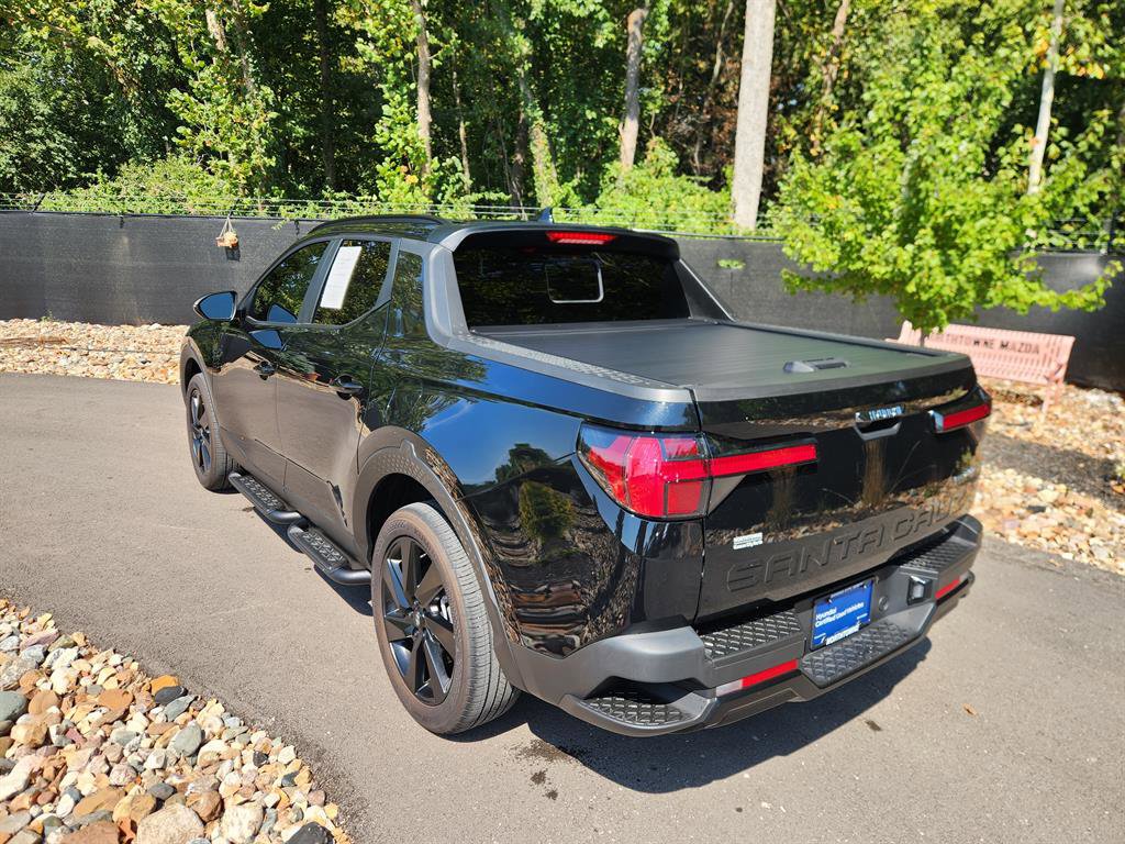 Used 2024 Hyundai Santa Cruz Night image 3
