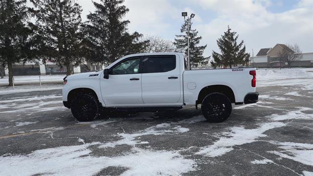 Used 2023 Chevrolet Silverado 1500 Custom Trail Boss w/ LPO, Dark Essentials Package image 6